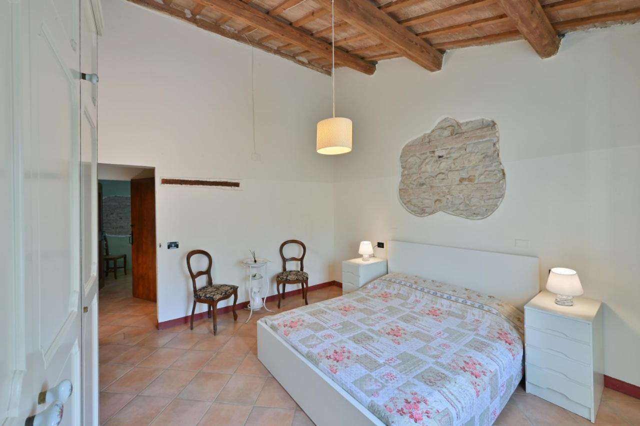 Casale Romani Country Residence Cerreto Castello Exterior photo